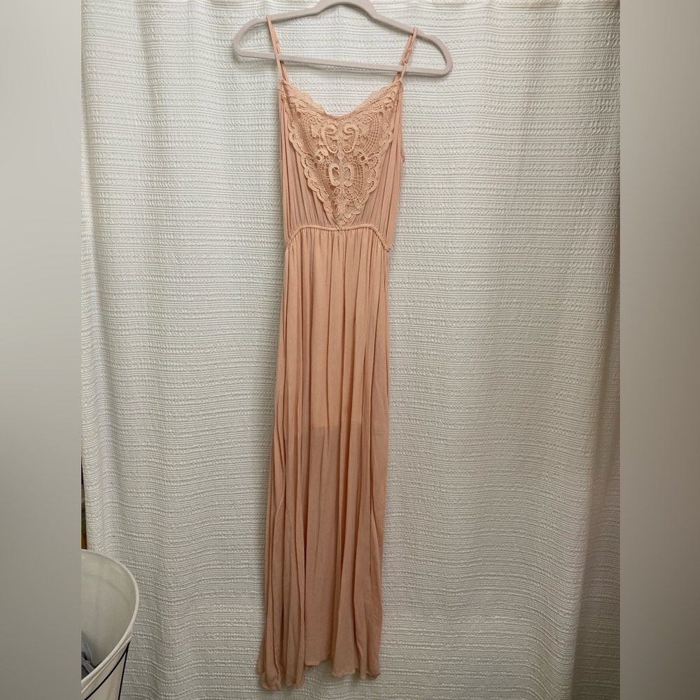 Francesca’s Pink Maxi Dress